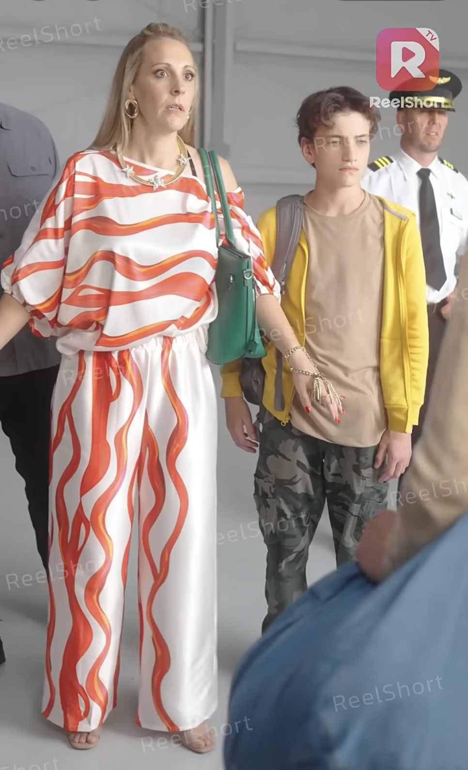 Macie Connor as Jane Brown and Andrew Kite as Ivan in "The Reckoning Takes Flight" | Source: youtube/reelshortapp