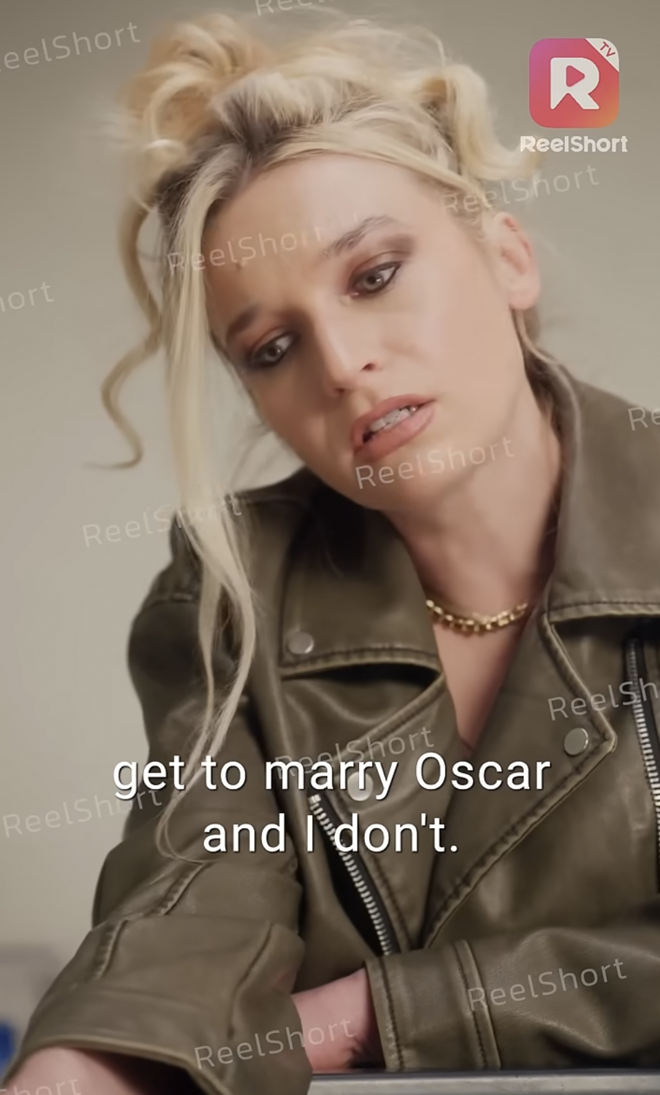 Sarah Moliski as Mia in "Accidental Triplets with the Billionaire" | Source: youtube/reelshortapp