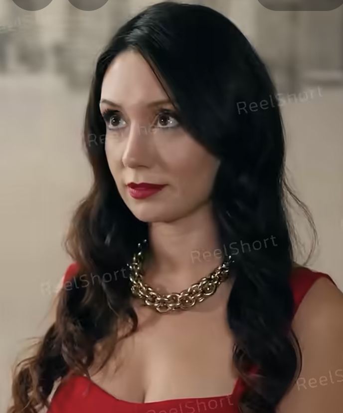 Selena Akas as Flora Thornfield in "Now You Know Who I Am" | Source: youtube/reelshortapp