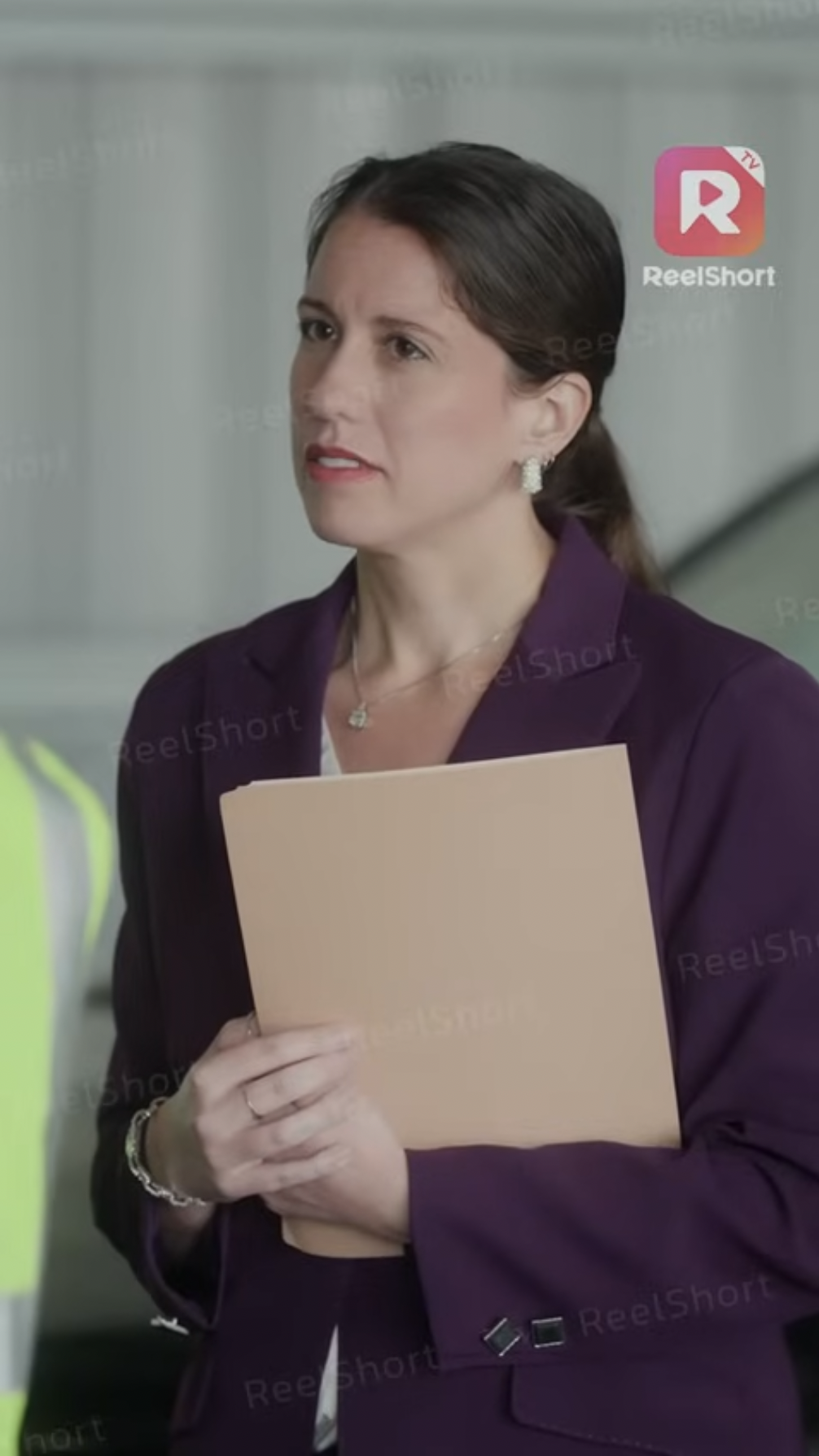 Mary Beth Doyle as Annie Miller in “The Billionaire Female CEO From the Trailer Park” | Source: instagram/reelshortapp