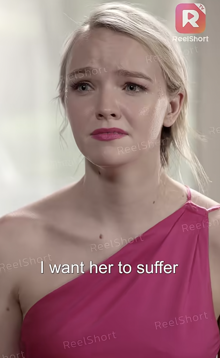 Janey Slaten as Stella in "I'm Done Being a Yes-Man" | Source: youtube/reelshortapp